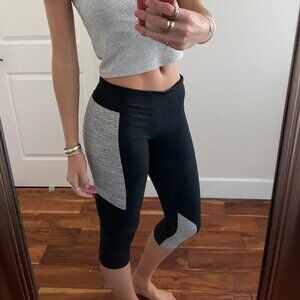 Under Armour Women's Black and Grey Leggings